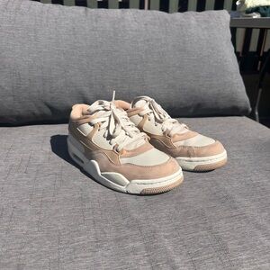 Jordan 4 RM